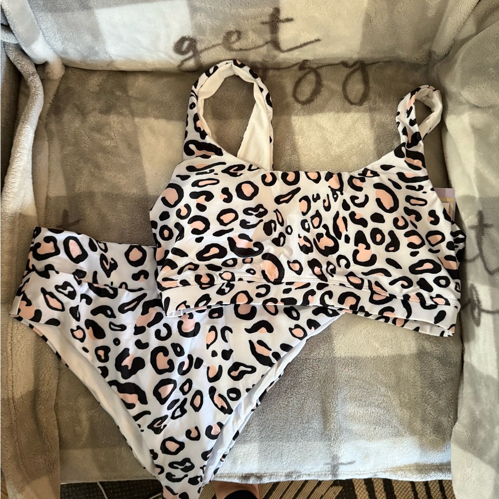Women’s White and Peach Leopard Print Swim set